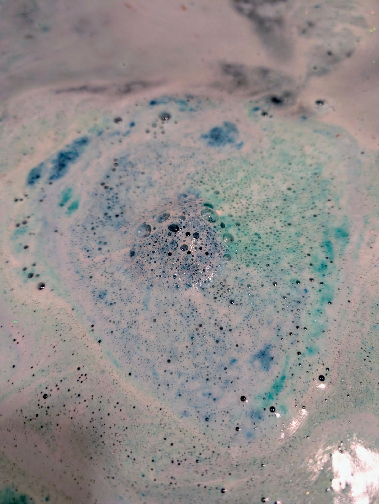 Mermaid Cove - Mermaid Bath Bomb - Bombshell Cosmetics