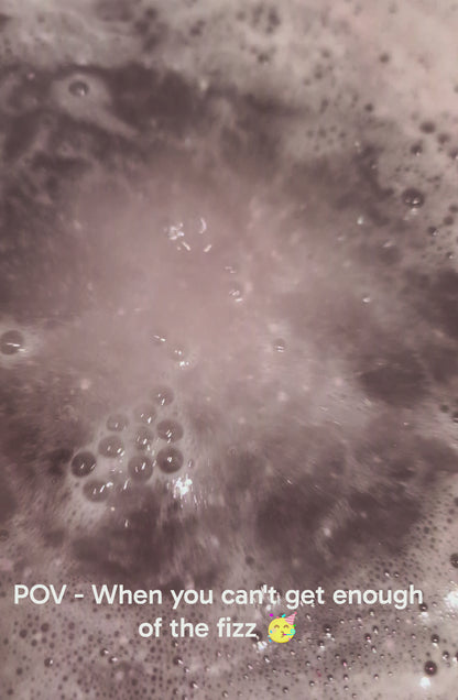Strawberry Ice Cream - Bath Bomb
