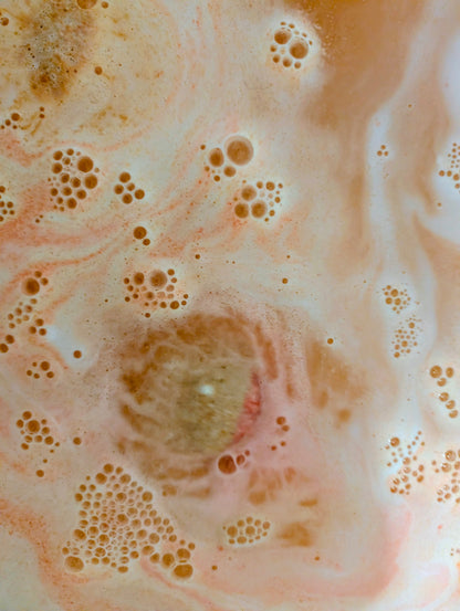 Poppy Fields Bath Bomb - Bombshell Cosmetics