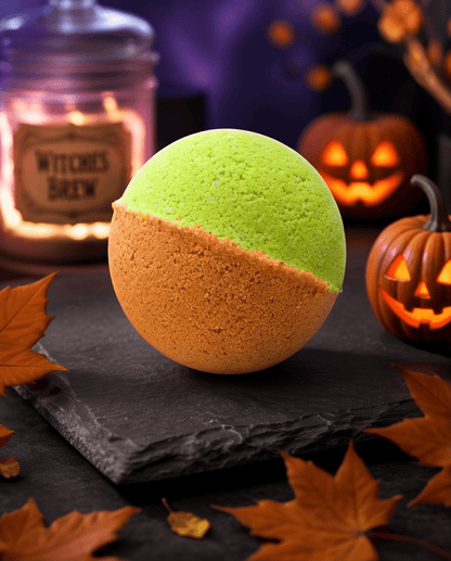 Halloween Bath Bomb - Toffee Apple - Bombshell Cosmetics