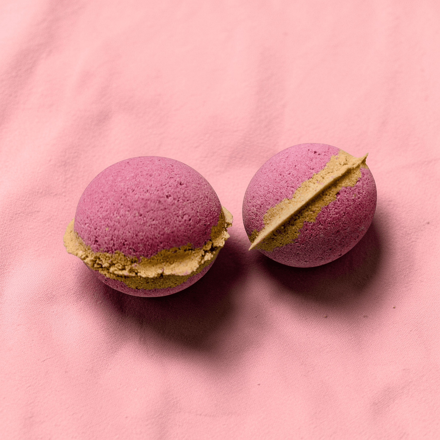 Strawberry Ice Cream - Bath Bomb - Bombshell Cosmetics