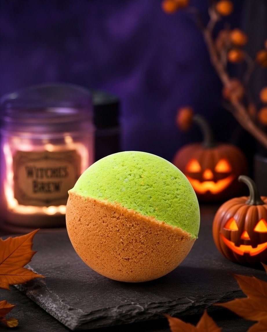 Halloween Bath Bomb - Toffee Apple - Bombshell Cosmetics