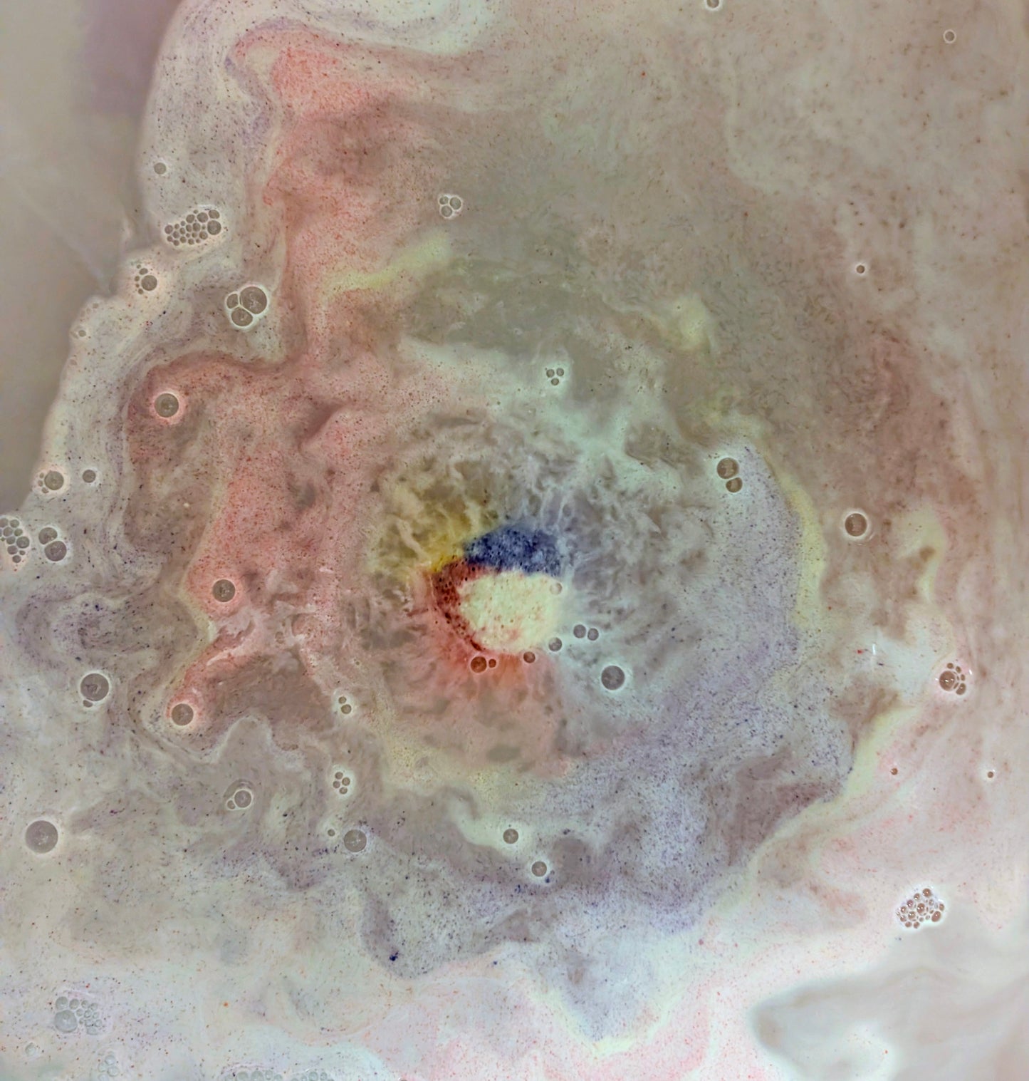 Summer Haze Bath Bomb - Bombshell Cosmetics