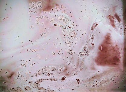 Bed of Roses Bath Bomb - Bombshell Cosmetics